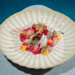 Carpaccio de biban cu piure de mango